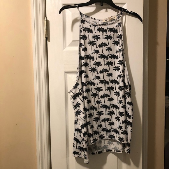 Palm tree muscle tank!! - Picture 2 of 5